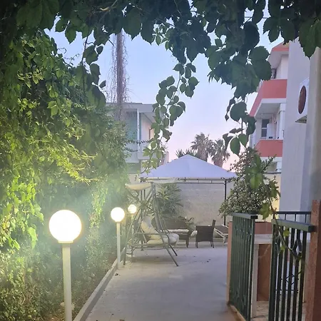 The World 4* ברינדיזי